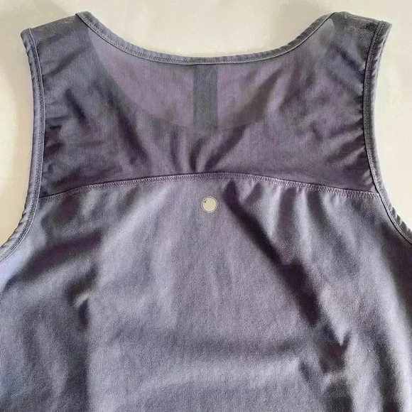 Yogalicious Top - Picture 3 of 8